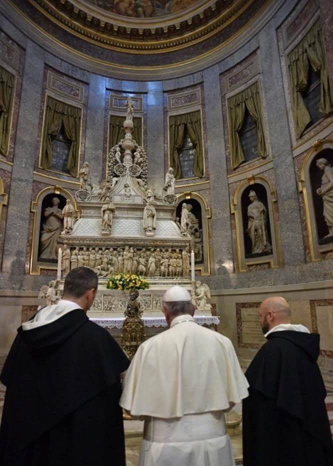 Il messaggio di Papa Francesco davanti all'Arca di san Domenico