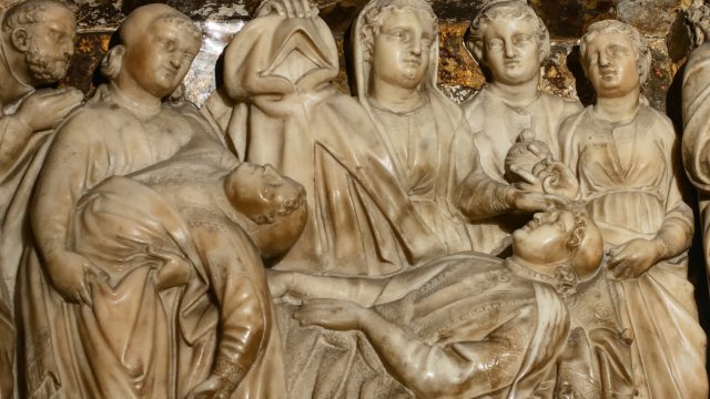 La Madonna guarisce il beato Reginaldo d'Orleans. Dettaglio dell'Arca di san Domenico