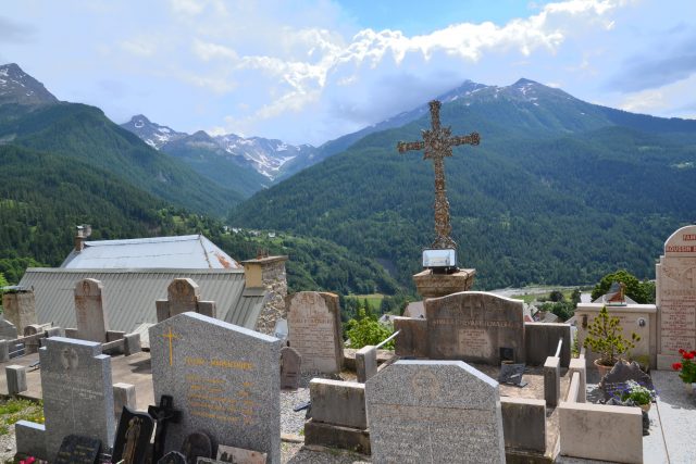Cimitero di Montagna Cimitero di Montagna